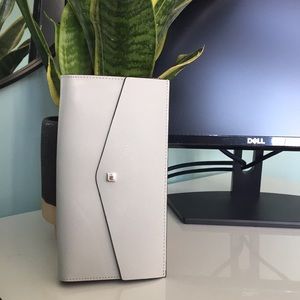 NWT Wallet excellent quality leather